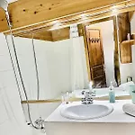 Val D'illaz - Agreable 2 Pieces Pour 6 Personnes Situe A Val D'isere, Proche Du Centre De La Station Mae-5101