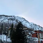 Appartement Val D'illaz - Agreable 2 Pieces Pour 6 Personnes Situe A Val D'isere, Proche Du Centre De La Station Mae-5101 *