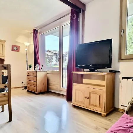 Val D'illaz - Agreable 2 Pieces Cabine Pour 6 Personnes Situe A Val D'isere, Proche Du Centre De La Station Mae-5101